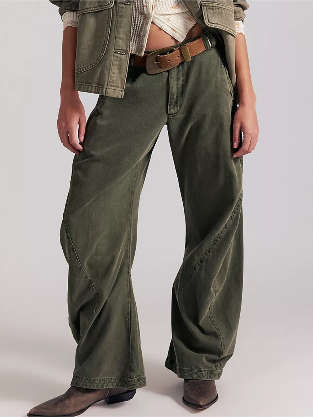 Free People Spotlight Washed Barrel Chino Trousers Pants in Dusty Olive NWT